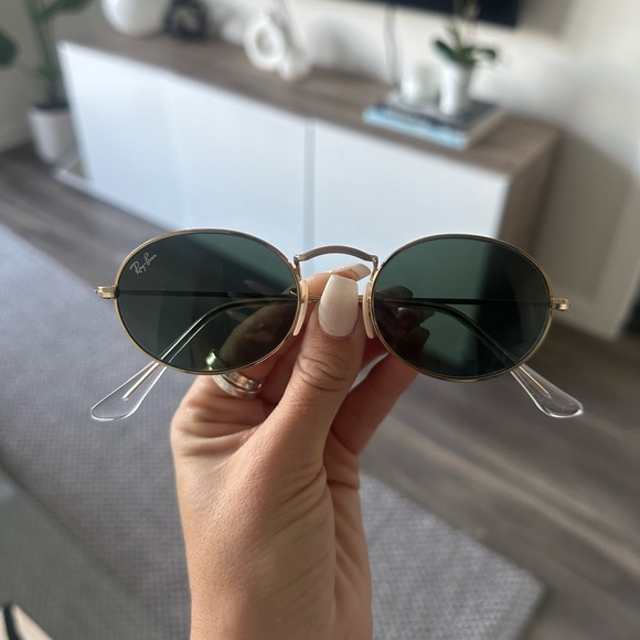 Ray Ban Sunglasses Gold Oval - Picture 1 of 4
